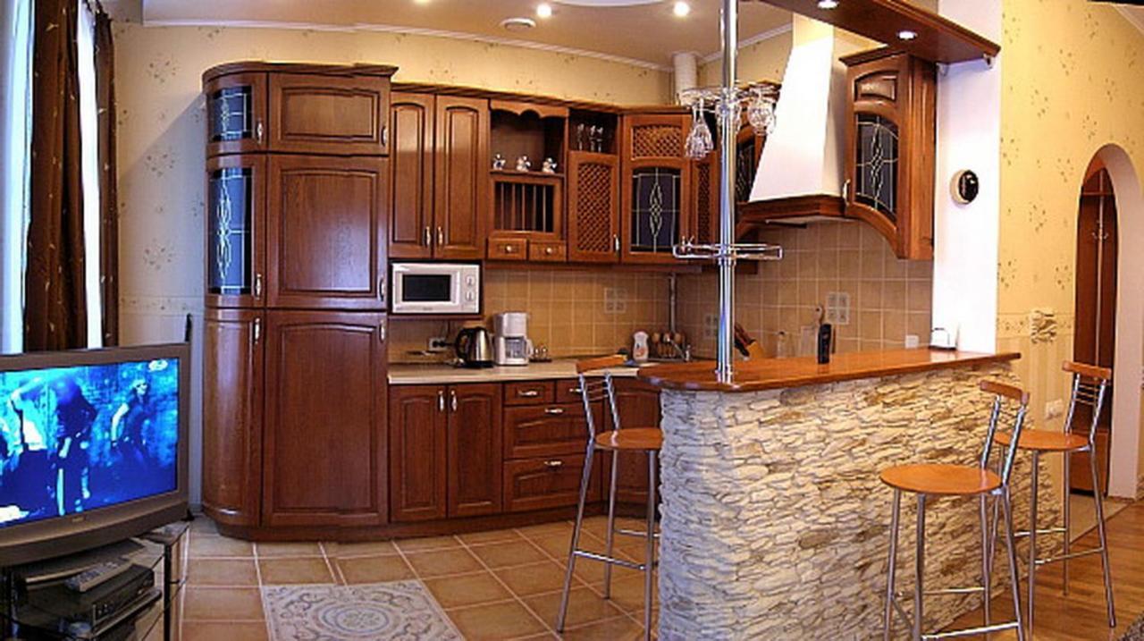 Park Apartment Лвив Екстериор снимка
