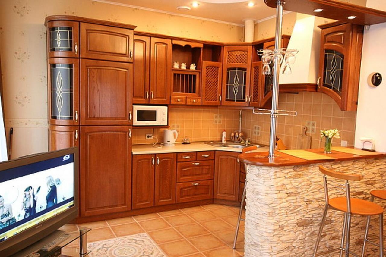 Park Apartment Лвив Екстериор снимка