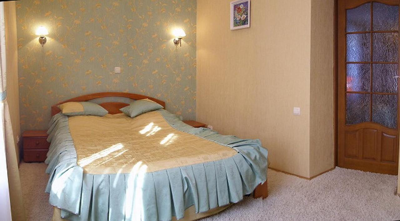 Park Apartment Лвив Екстериор снимка
