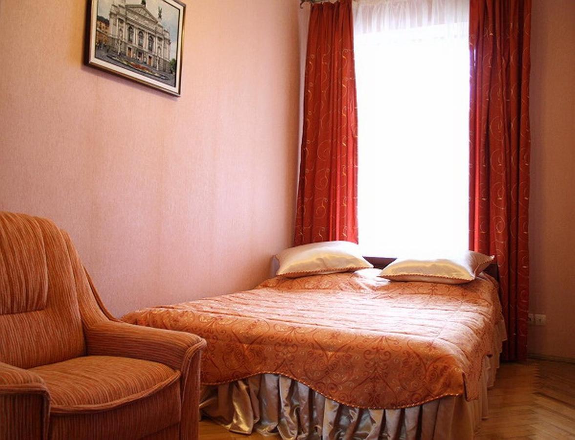 Park Apartment Лвив Екстериор снимка